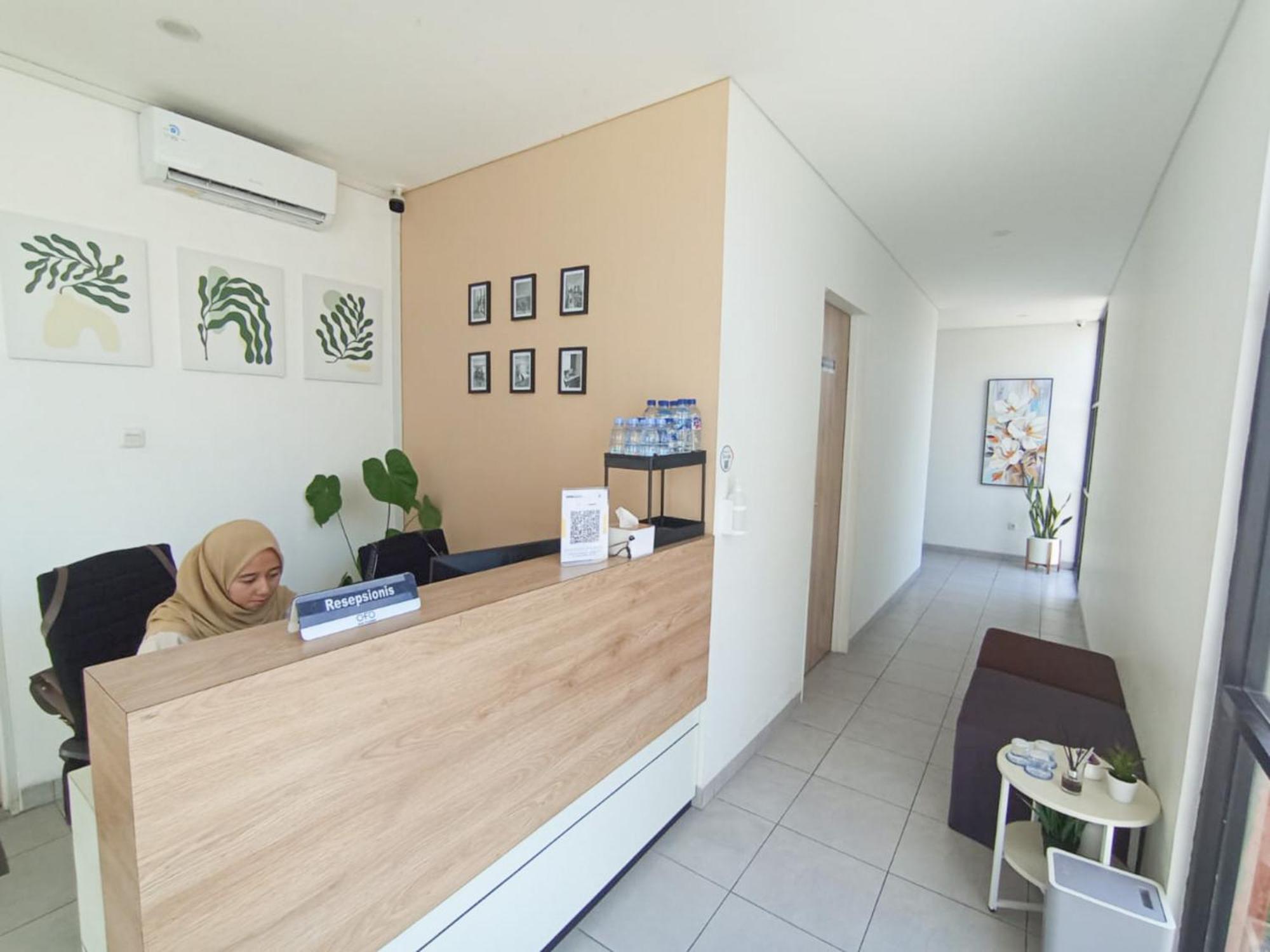 Ofo Kost Premium Kampung Inggris Pare Syariah Mitra Reddoorz Hotel Buitenkant foto