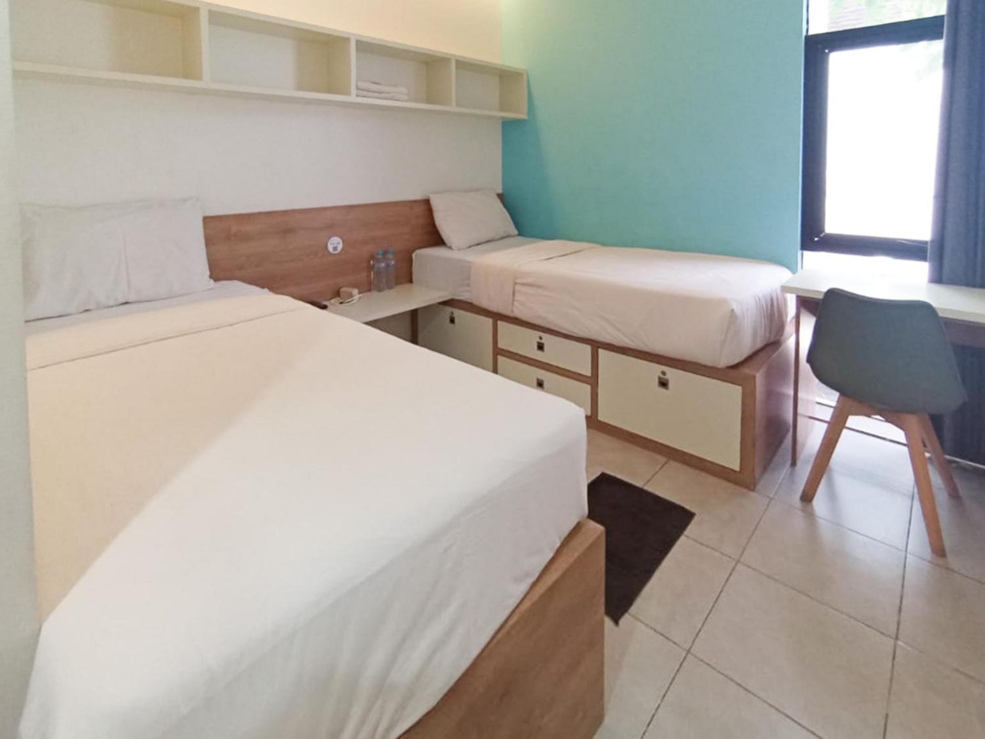 Ofo Kost Premium Kampung Inggris Pare Syariah Mitra Reddoorz Hotel Buitenkant foto