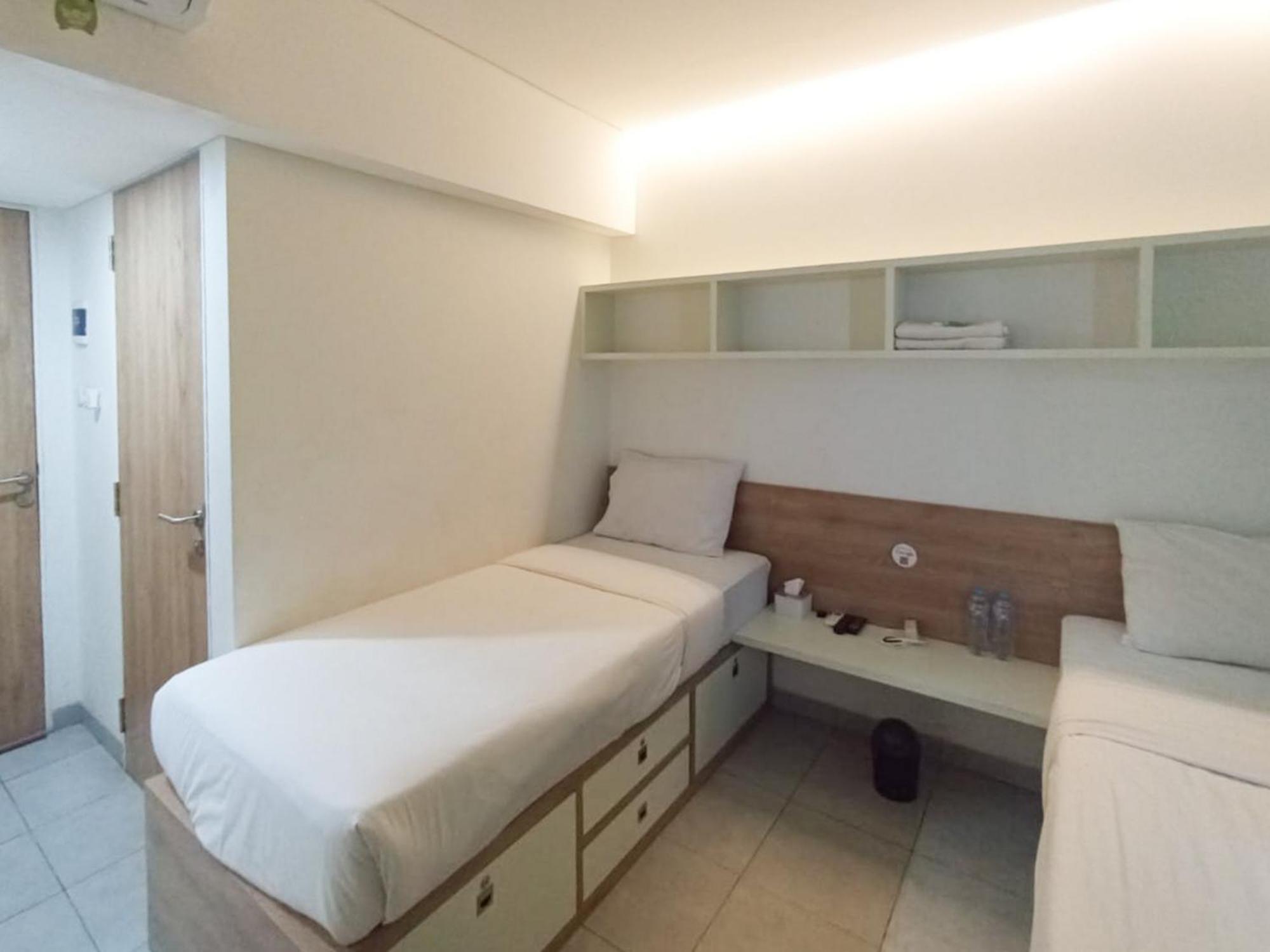Ofo Kost Premium Kampung Inggris Pare Syariah Mitra Reddoorz Hotel Buitenkant foto