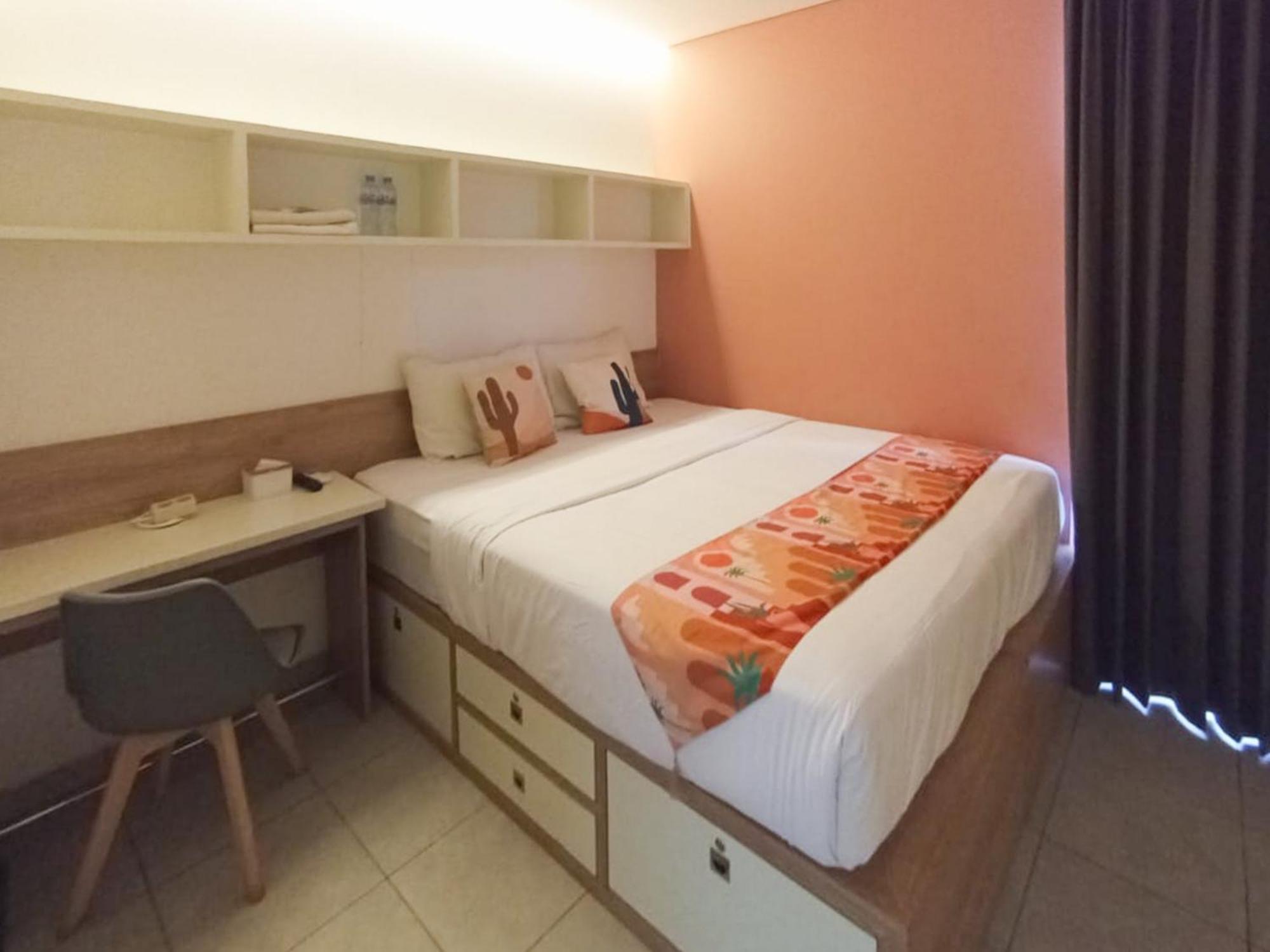 Ofo Kost Premium Kampung Inggris Pare Syariah Mitra Reddoorz Hotel Buitenkant foto