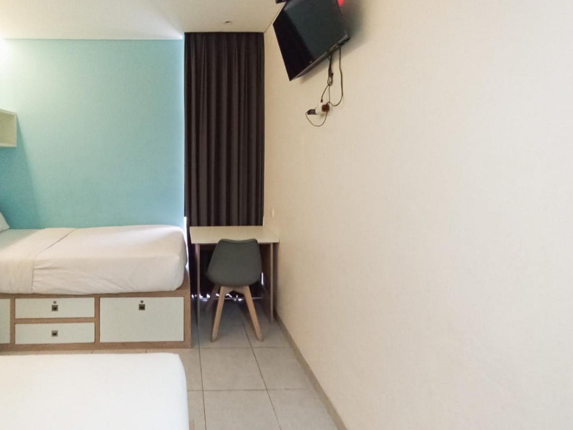 Ofo Kost Premium Kampung Inggris Pare Syariah Mitra Reddoorz Hotel Buitenkant foto