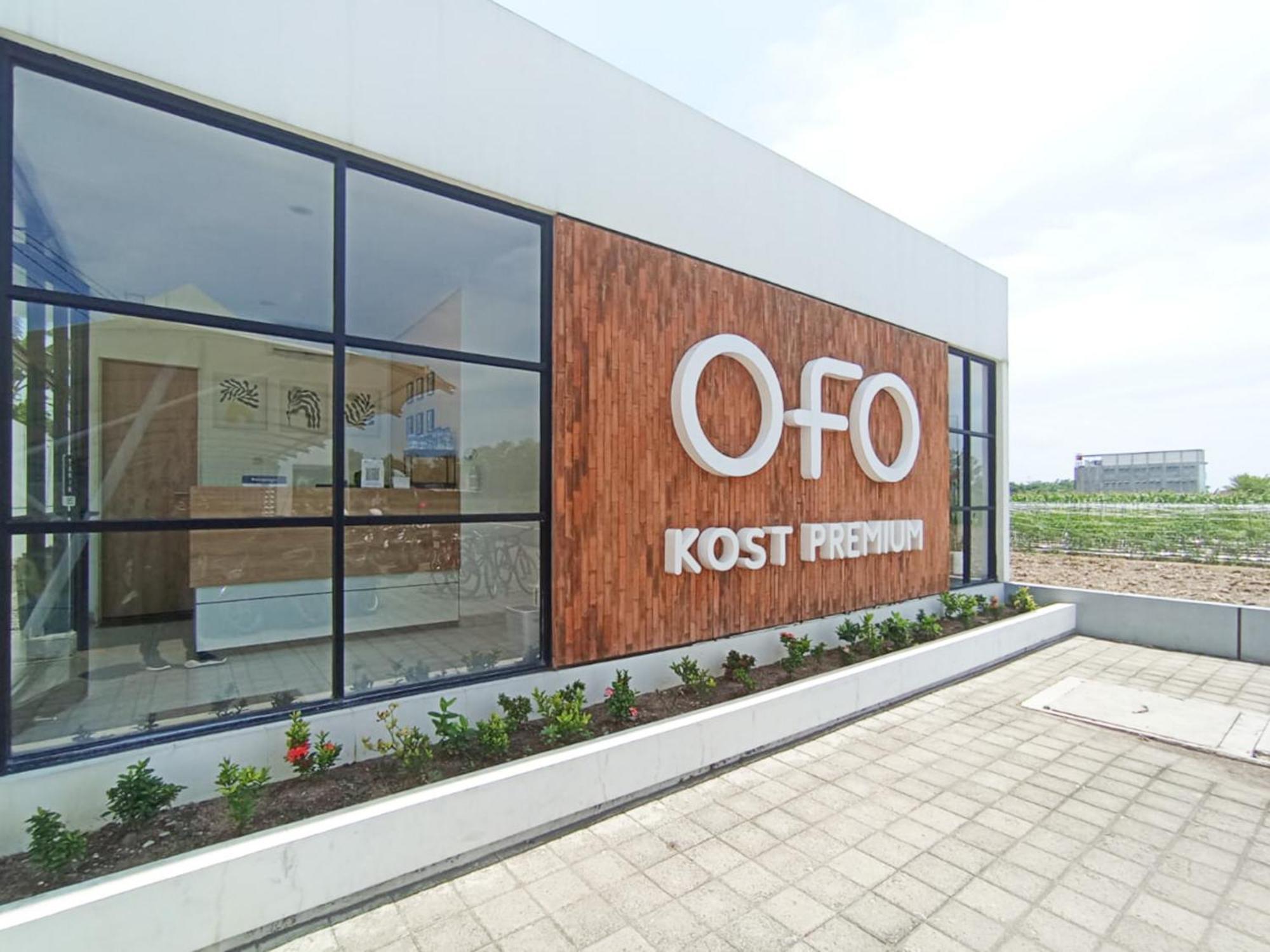 Ofo Kost Premium Kampung Inggris Pare Syariah Mitra Reddoorz Hotel Buitenkant foto