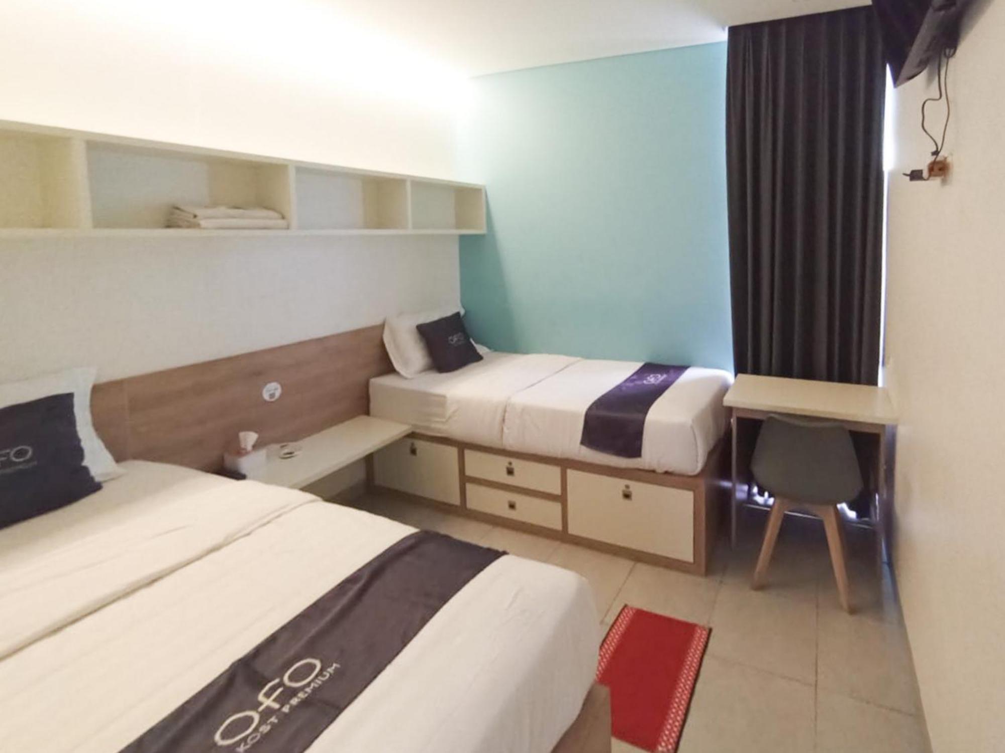 Ofo Kost Premium Kampung Inggris Pare Syariah Mitra Reddoorz Hotel Buitenkant foto